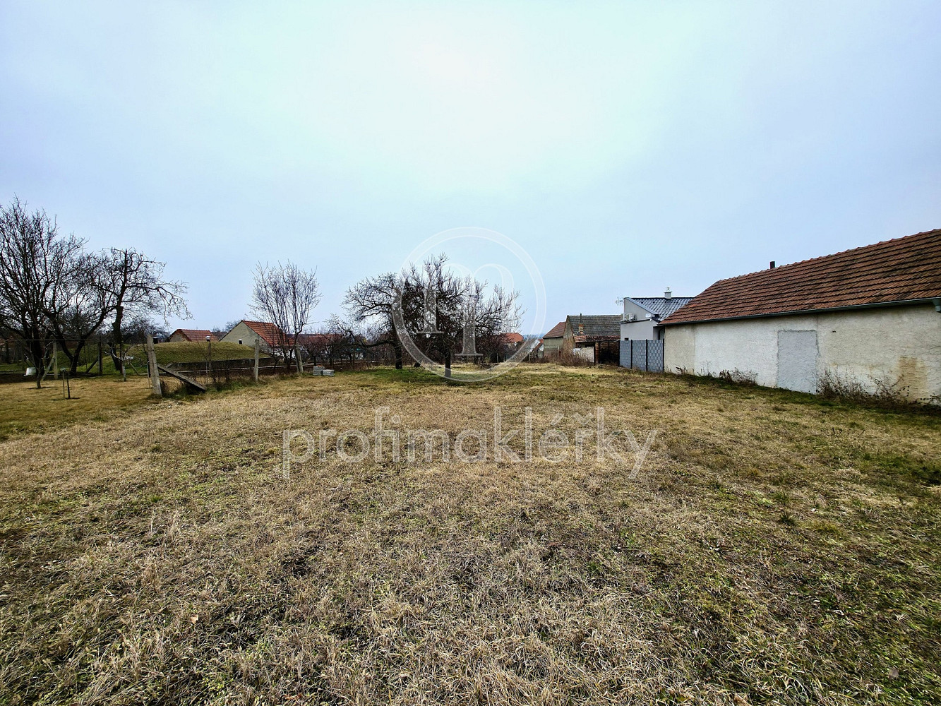 Prodej stavebního pozemku 2 298 m² — photo 4