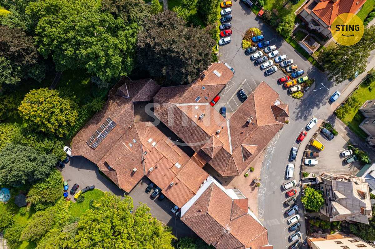 Prodej obchodních prostor 1 400 m² – fotografie 2