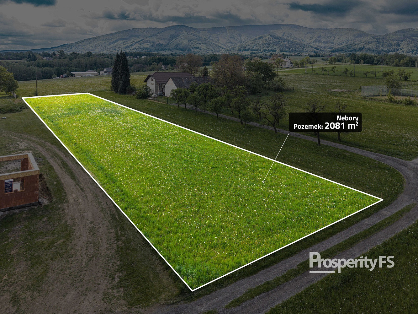 Prodej stavebního pozemku 2 081 m²