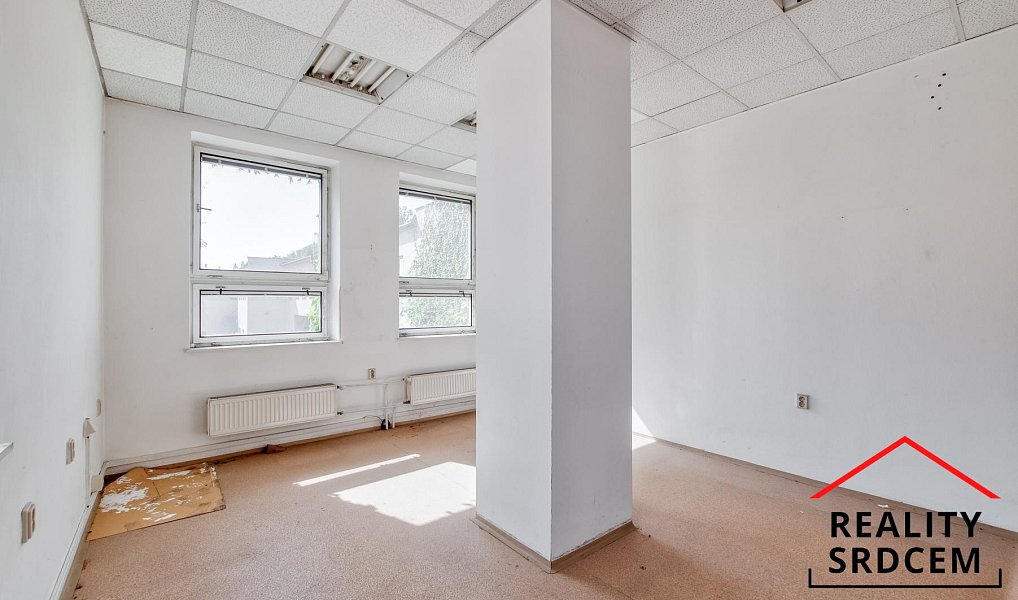 Pronájem kanceláře 30 m², Opava – náhled fotky 2