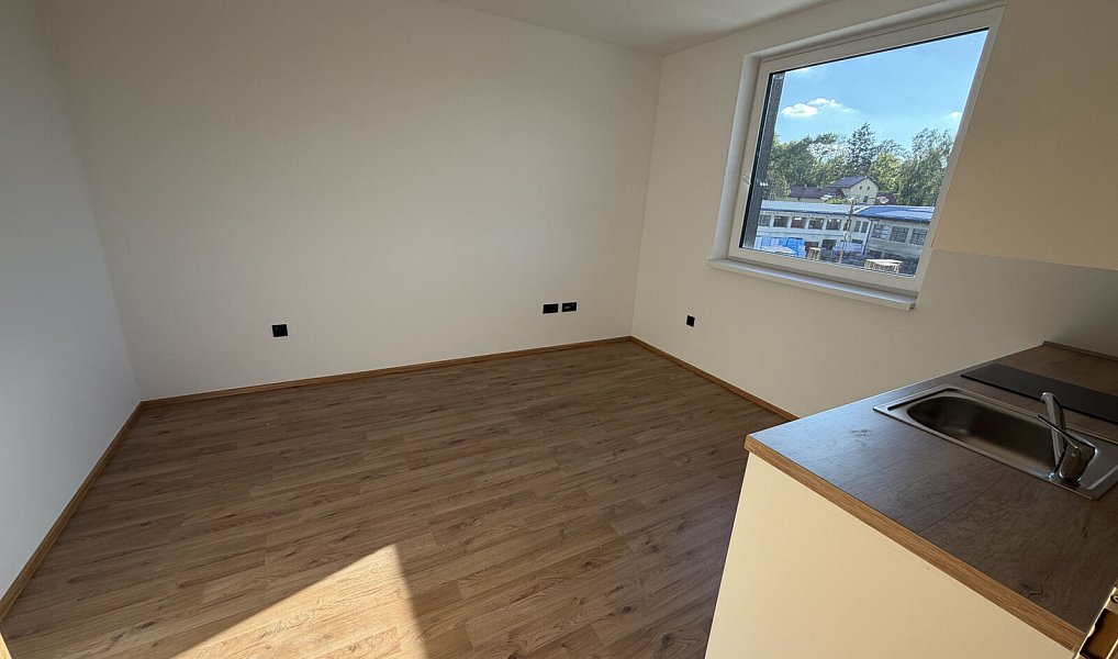 Pronájem bytu 2+kk 36 m², Humpolec – náhled fotky 2