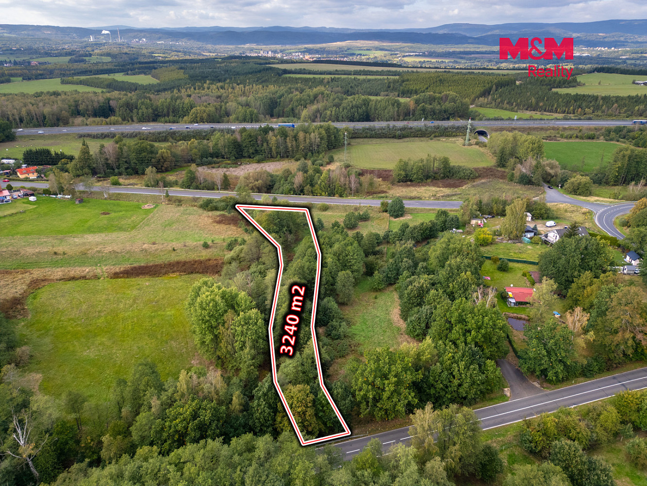 Prodej pozemku 3 240 m² – fotografie 2