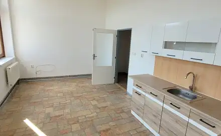 Pronájem bytu 2+1 78 m², nám. Jana Žižky z Trocnova, Čáslav - Čáslav-Staré Město, okres Kutná Hora