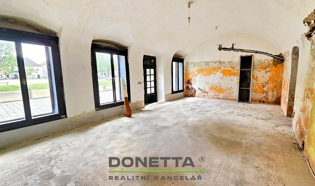 Pronájem obchodních prostor 100 m², Jaroměř – náhled fotky 3