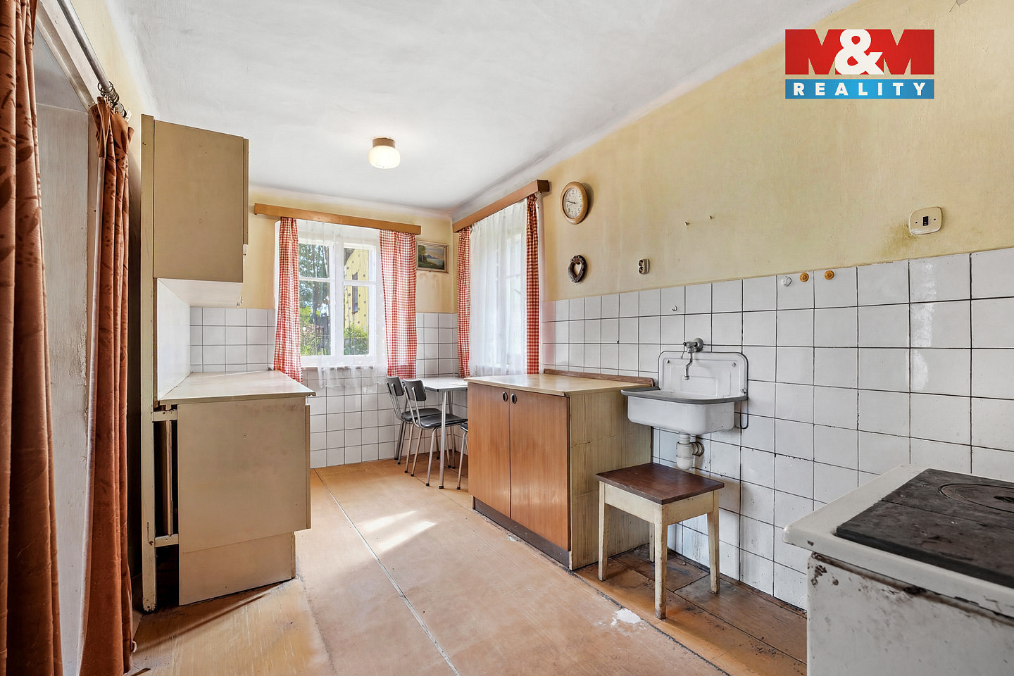 Prodej domu 188 m² s pozemkem 719 m² — photo 2