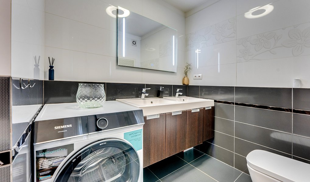 Prodej bytu 3+kk 80 m², Praha – náhled fotky 9