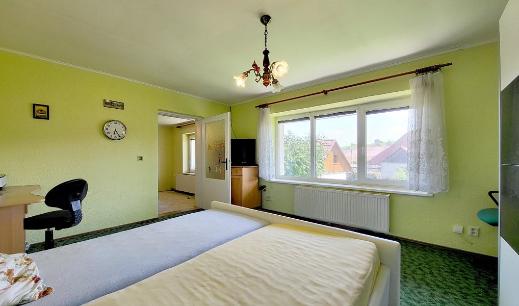 Prodej domu 105 m² s pozemkem 2 023 m², Kožušice – náhled fotky 7