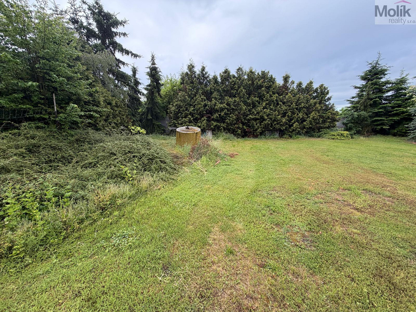 Prodej stavebního pozemku 1 456 m² – fotografie 2