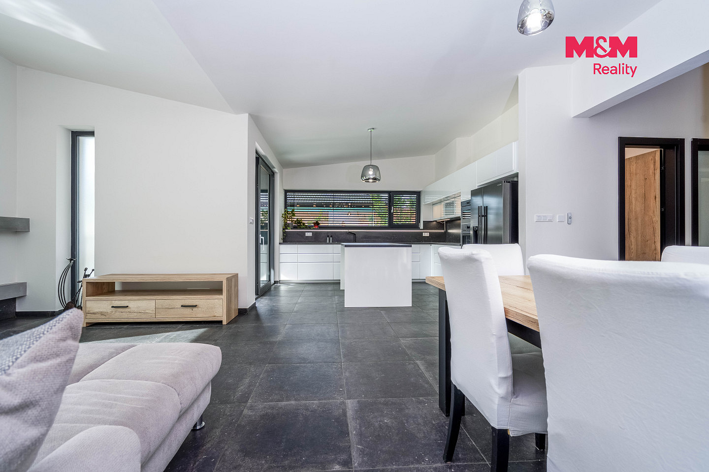 Prodej domu 192 m² s pozemkem 647 m² – fotografie 5