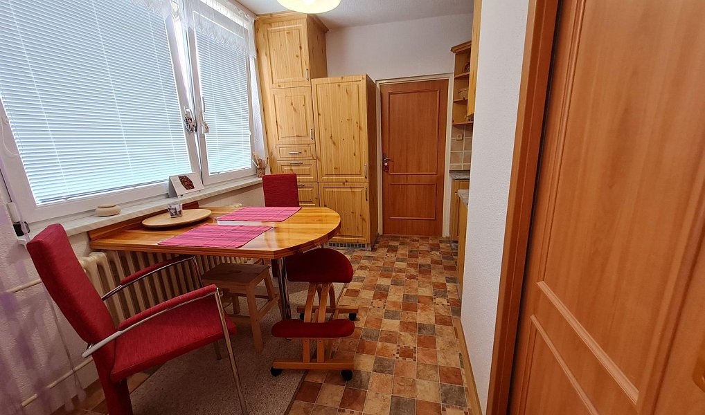 Pronájem bytu 3+1 72 m², Jeseník – náhled fotky 4