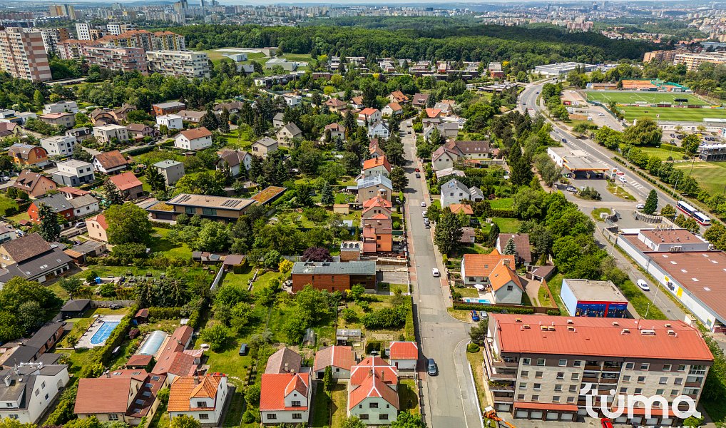 Prodej stavebního pozemku 491 m², Praha – náhled fotky 15