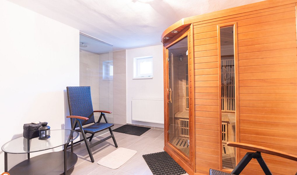 Prodej komerčního objektu (jiného typu) 450 m², Staré Město – náhled fotky 27