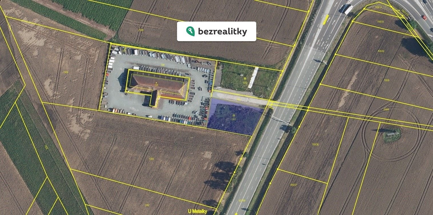 Prodej komerčního pozemku 1 188 m²