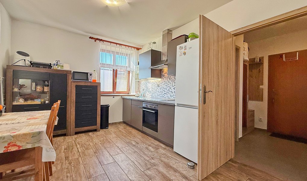 Prodej domu (jiného typu) 226 m² s pozemkem 358 m², Holice – náhled fotky 19