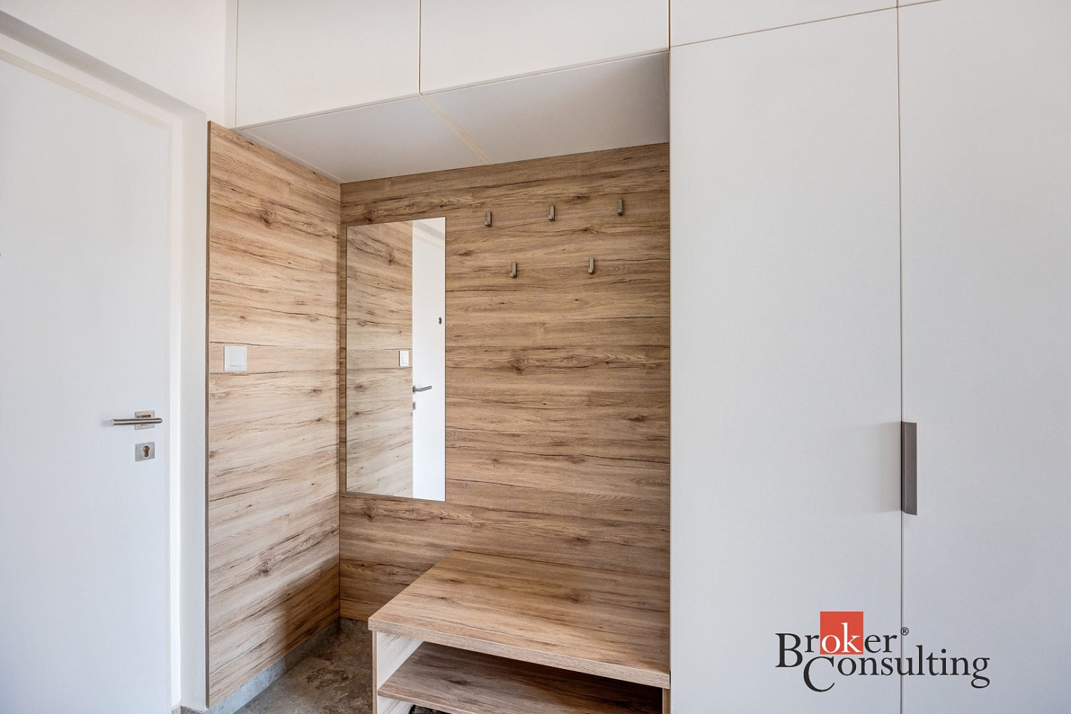 Pronájem bytu 1+kk 39 m² – pohled 5