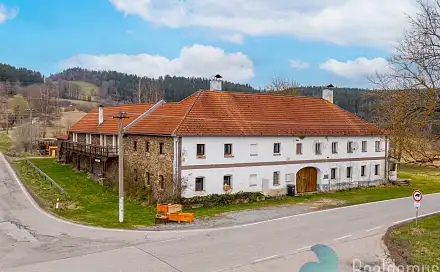 Prodej domu 360 m² s pozemkem 1 036 m², Malšín - Ostrov, okres Český Krumlov