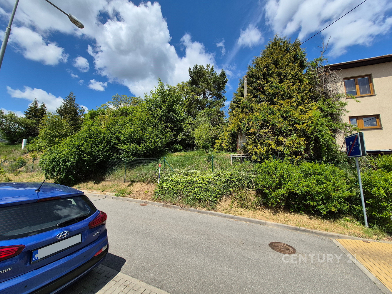Prodej stavebního pozemku 734 m² – fotografie 3