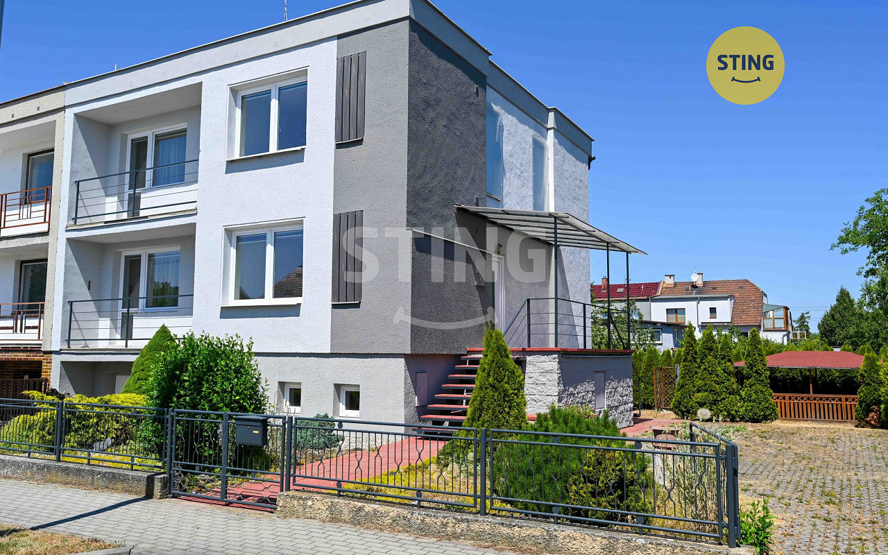 Prodej domu 227 m² s pozemkem 476 m²