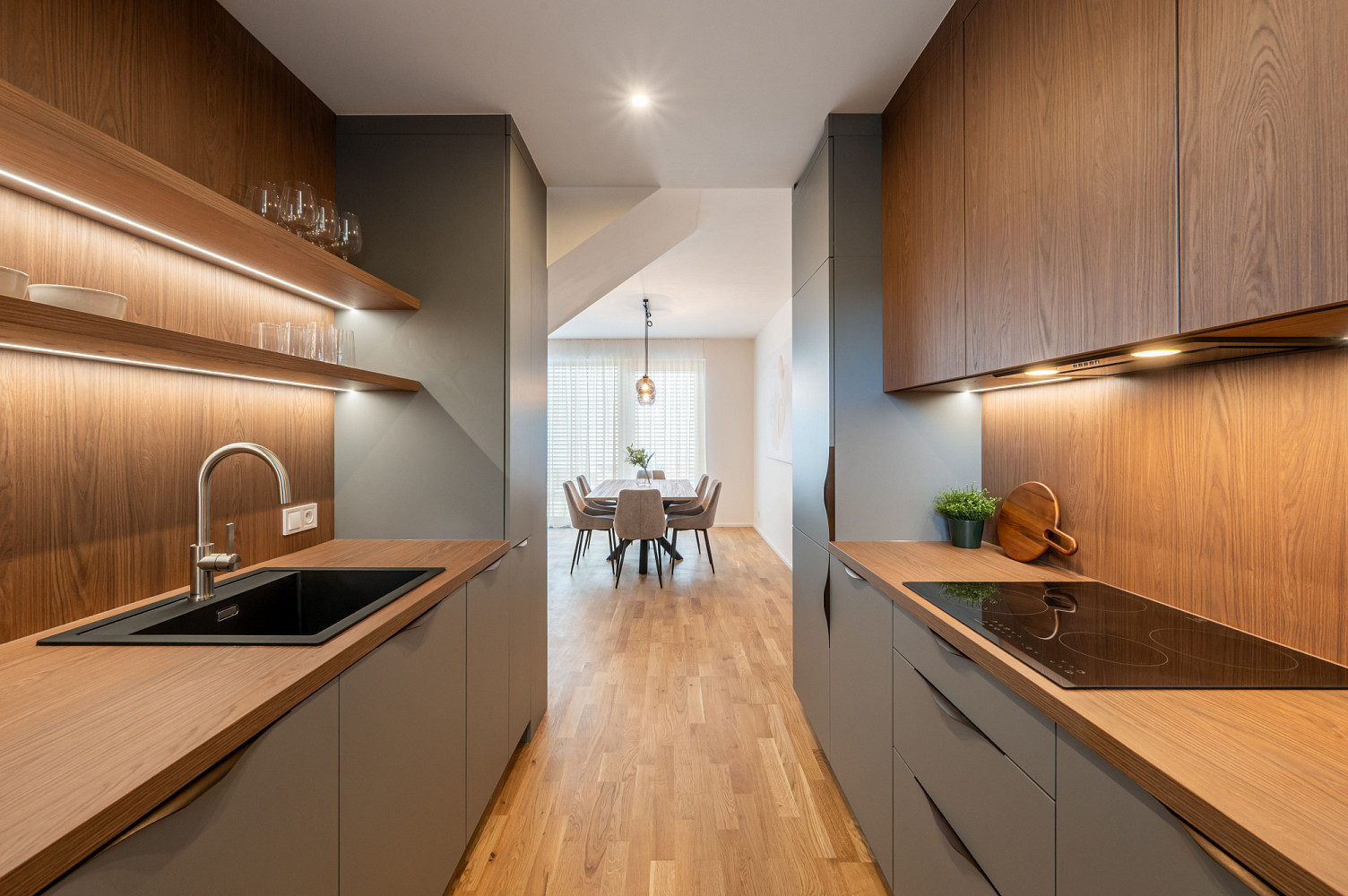 Prodej domu 142 m² s pozemkem 247 m² – fotografie 3