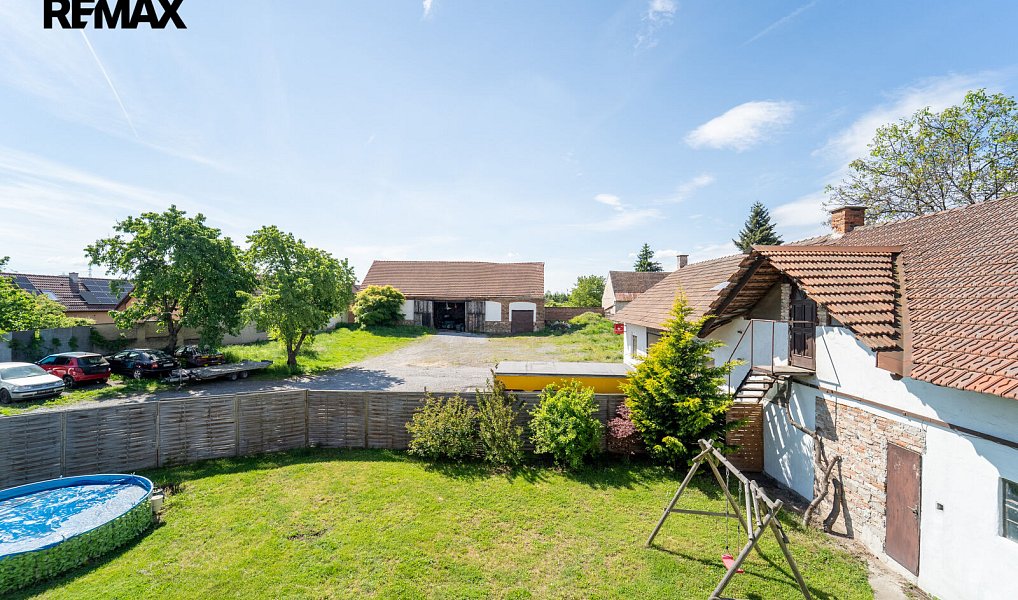 Prodej domu 140 m² s pozemkem 2 563 m², Pečky – náhled fotky 28