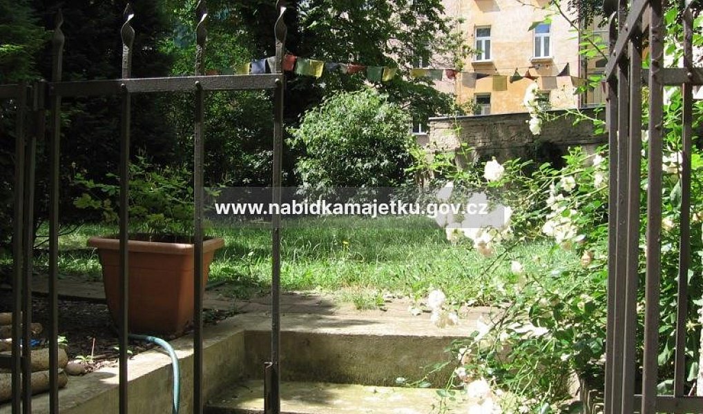 Prodej domu 1 440 m² s pozemkem 511 m², Praha – náhled fotky 4