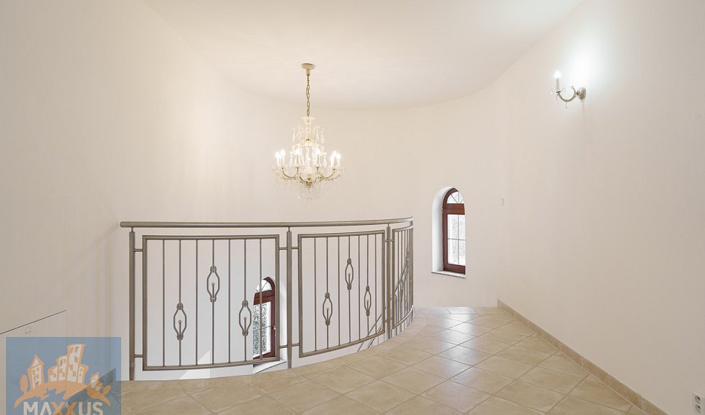 Pronájem domu 243 m² s pozemkem 484 m², Praha – náhled fotky 25
