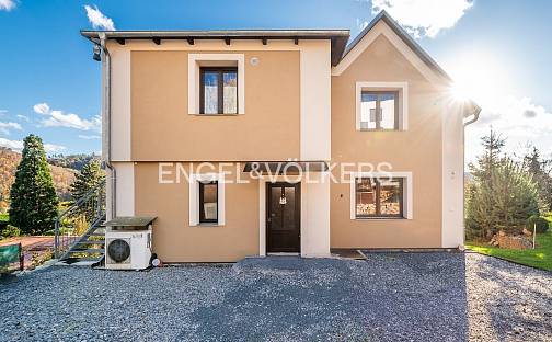 Prodej domu 256 m² s pozemkem 1 173 m², Slunečná, Černošice, okres Praha-západ