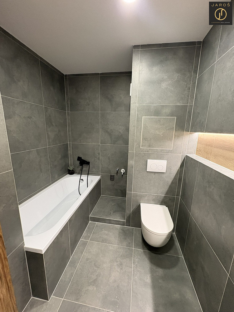 Prodej bytu 1+1 43 m² — photo 2