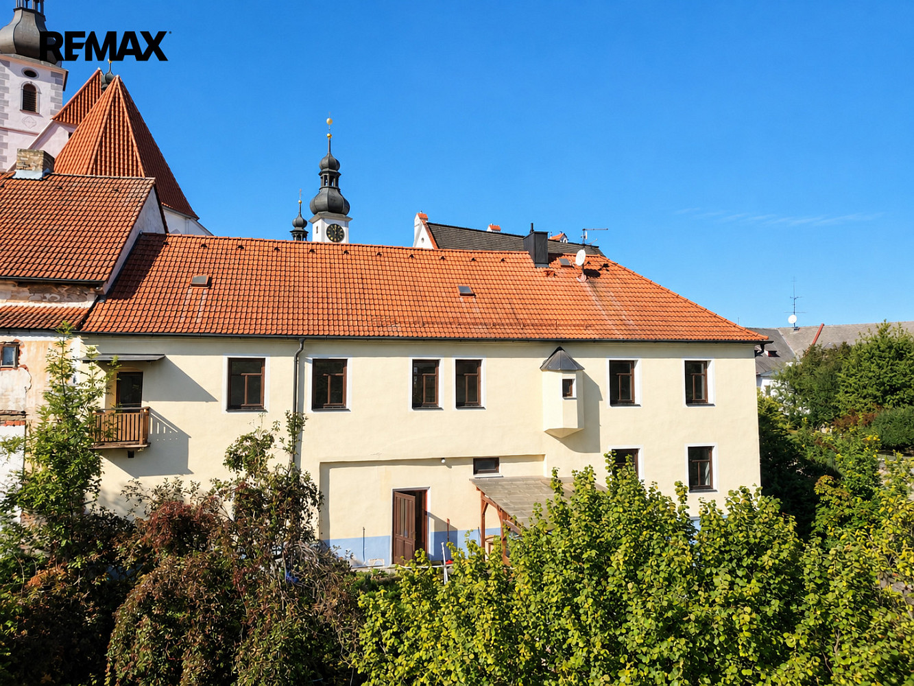 Prodej domu 200 m² s pozemkem 910 m² – fotografie 3