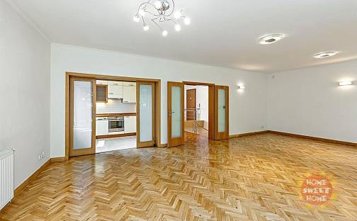 Pronájem bytu 4+1 180 m², Nad Petruskou, Praha 2 - Vinohrady