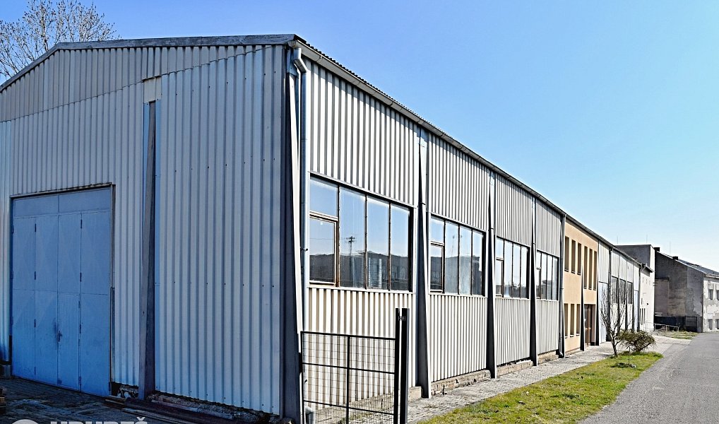 Prodej výrobních prostor 996 m², Chrast – náhled fotky 25