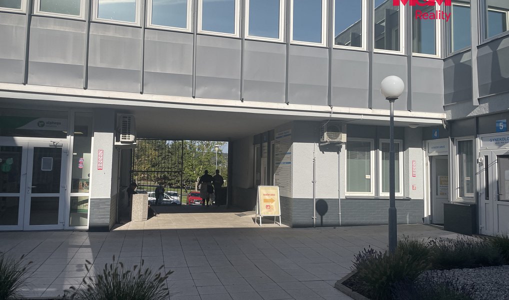 Pronájem obchodních prostor 47 m², Most – náhled fotky 10