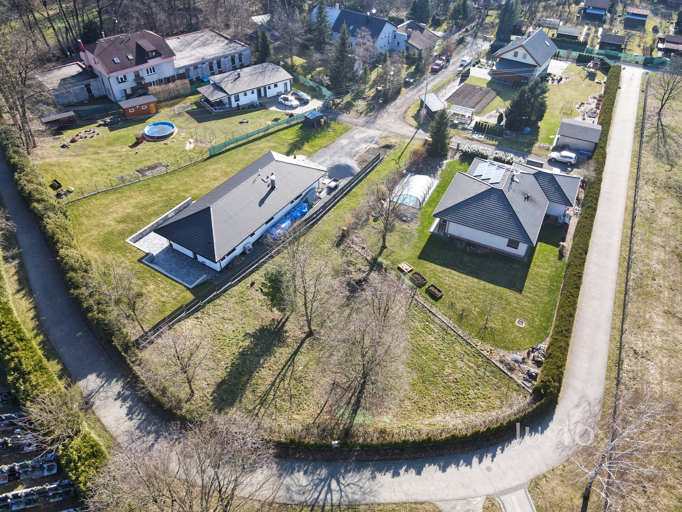 Prodej stavebního pozemku 1 088 m² – další