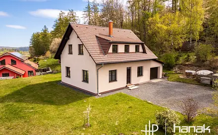 Prodej domu 170 m² s pozemkem 1 384 m², Oborná, okres Bruntál
