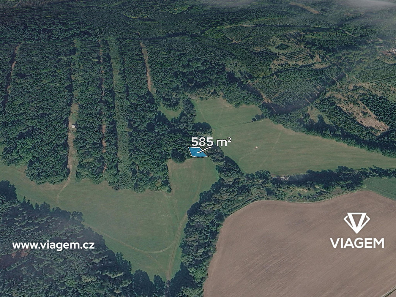 Prodej pole 585 m²