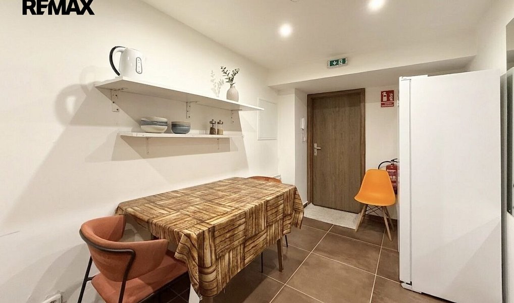 Prodej bytu 2+1 72 m², Praha – náhled fotky 6