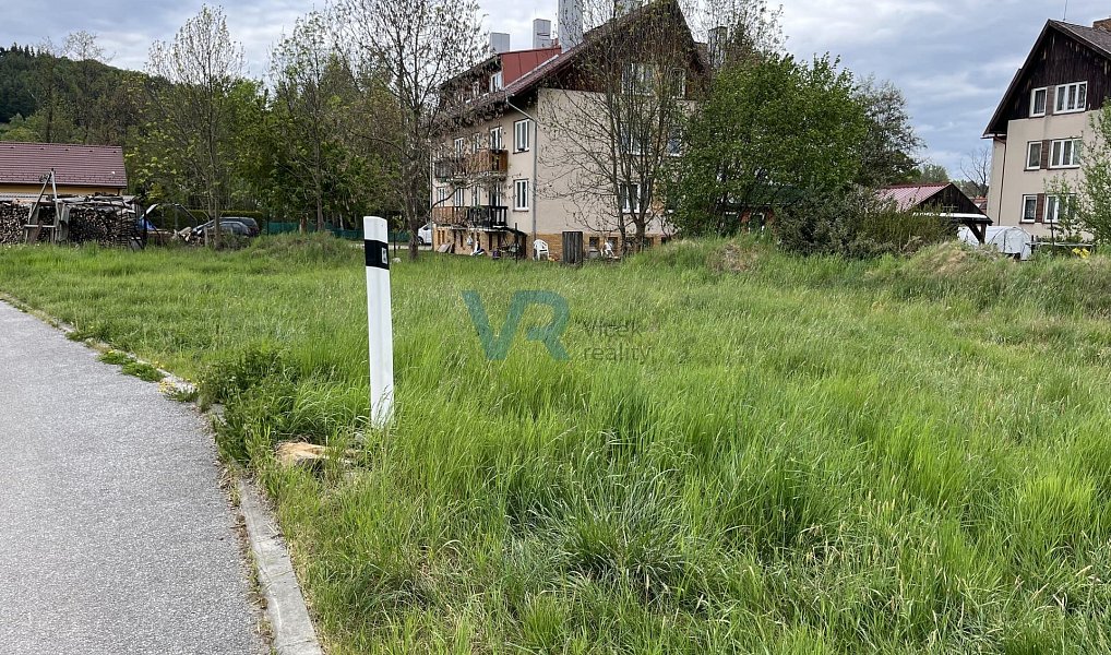 Prodej stavebního pozemku 994 m², Brloh – náhled fotky 3