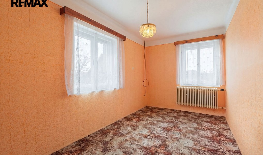 Prodej domu 146 m² s pozemkem 976 m², Ptenín – náhled fotky 19