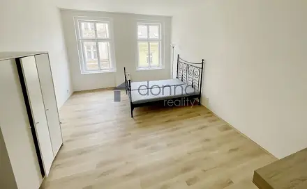 Pronájem bytu 1+1 42 m², Lublaňská, Praha 2 - Vinohrady