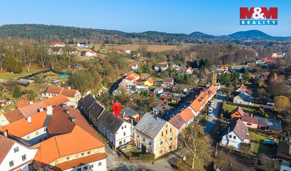 Prodej domu 242 m² s pozemkem 127 m², Dubá – náhled fotky 2