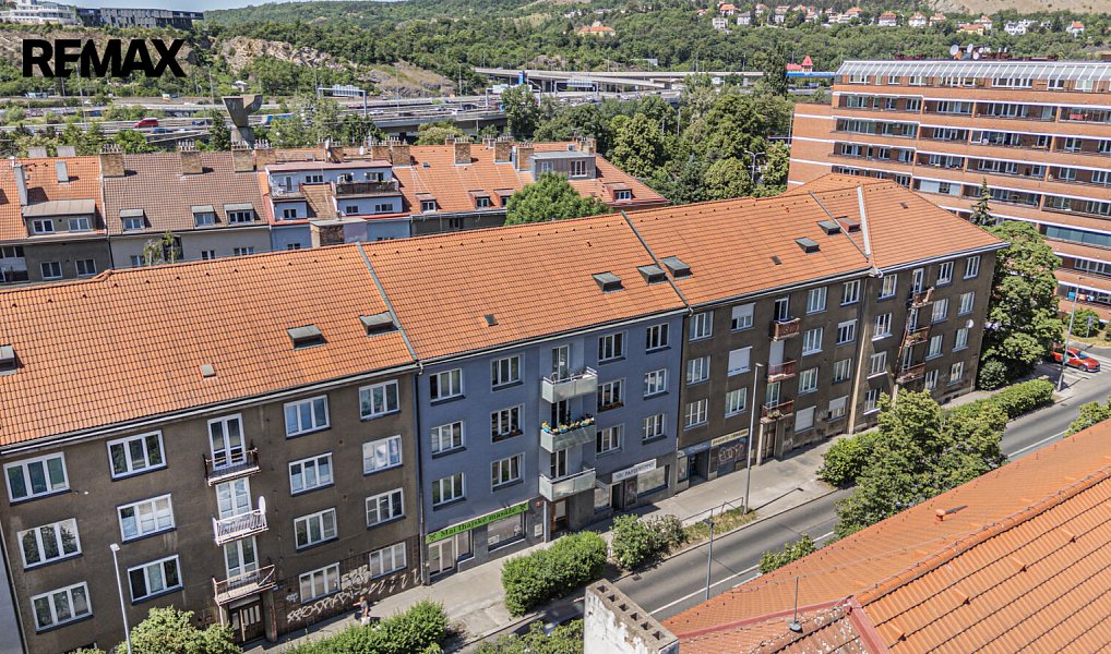 Prodej bytu 4+kk 139 m², Praha – náhled fotky 17