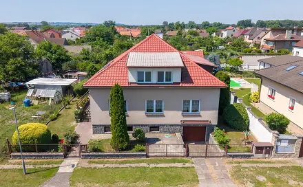 Prodej domu 340 m² s pozemkem 883 m², Nová, Veltruby, okres Kolín