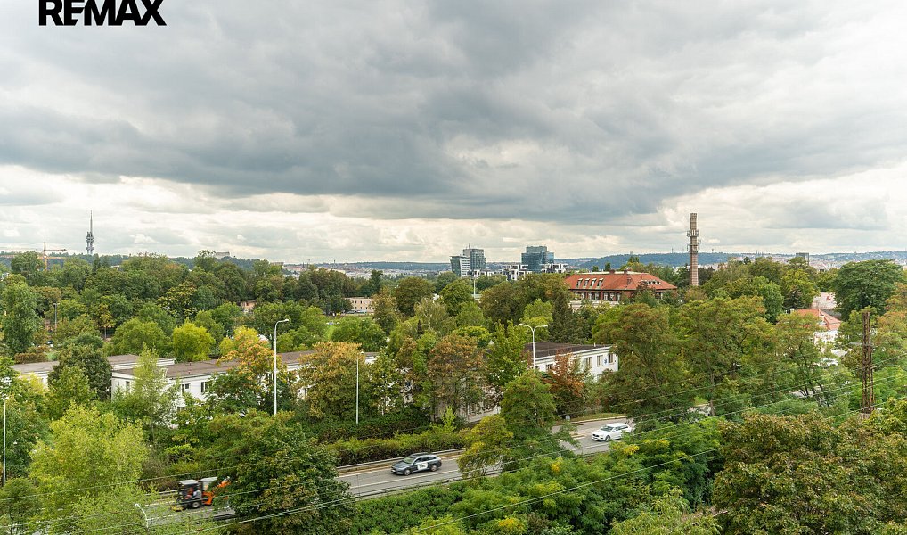 Prodej bytu 3+1 91 m², Praha – náhled fotky 53