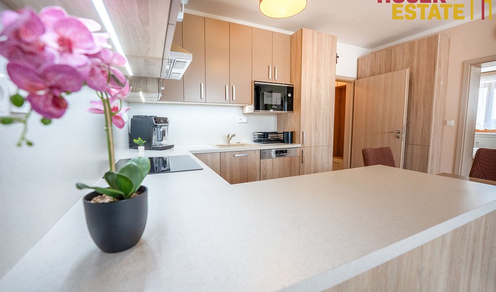 Prodej bytu 3+kk 80 m², Holubice – náhled fotky 8