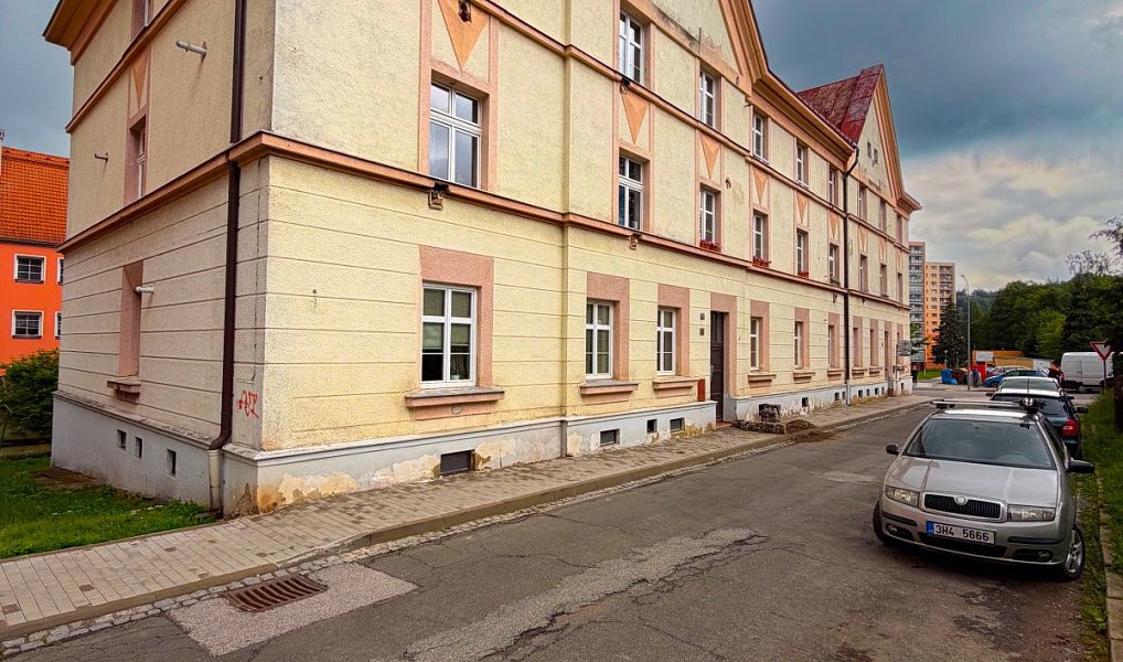 Pronájem bytu 1+1 35 m², Trutnov – náhled fotky 8
