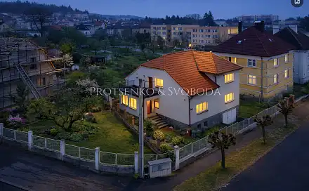 Prodej domu 308 m² s pozemkem 804 m², Holečkova, Písek - Budějovické Předměstí