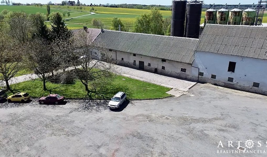 Prodej zemědělského objektu 1 528 m², Mostek – náhled fotky 4