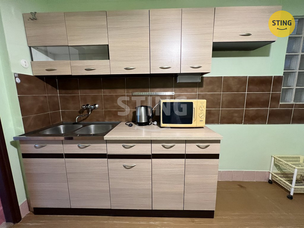 Pronájem bytu 2+1 80 m² — photo 2
