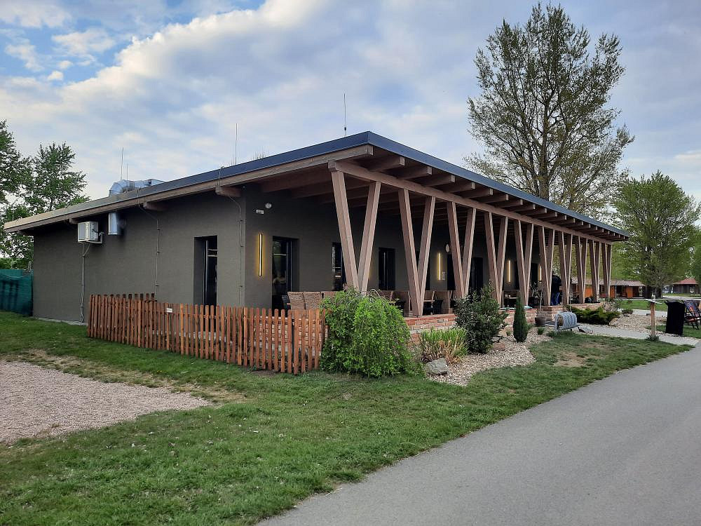 Prodej restaurace 407 m² – fotografie 2
