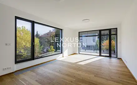 Pronájem bytu 4+kk 138 m²